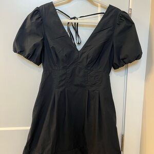 Club Monaco Black Pleated Short sleeve V-Neck Mini Dress
